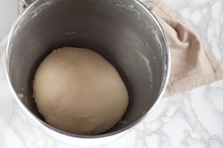 Preparazione Bomboloni alla Nutella - Fase 2 Preparazione Bomboloni alla Nutella - Fase 2