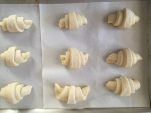 Preparazione Cornetti di pasta brioche allo yogurt  - Fase 4