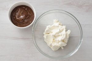 Preparazione Crêpes alla crema di cioccolato  - Fase 3
