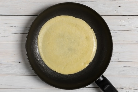 Preparazione Crespelle alla napoletana - Fase 2