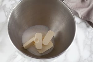 Preparazione Crostata con pere, mirtilli rossi e crema alle mandorle  - Fase 4