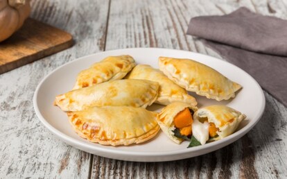 Empanadas al forno con zucca e bietole