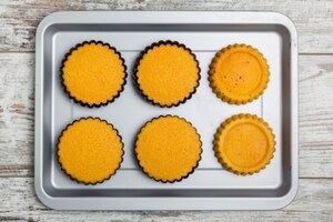 Preparazione Mini torte di carote e zenzero con panna - Fase 3