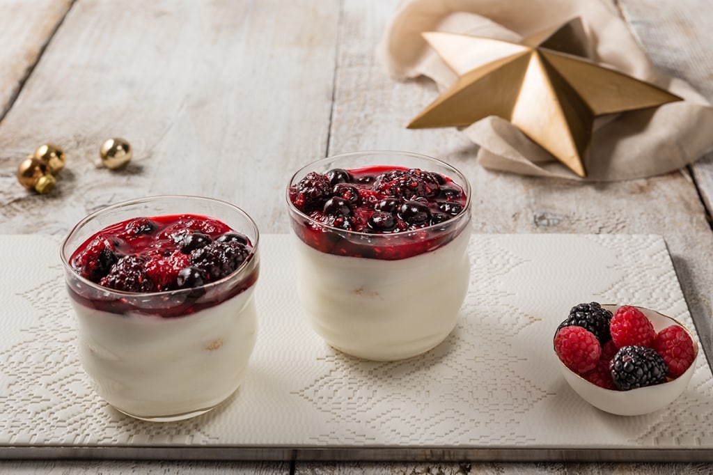 Ricetta Panna cotta con coulis ai frutti di bosco Cucchiaio d'Argento