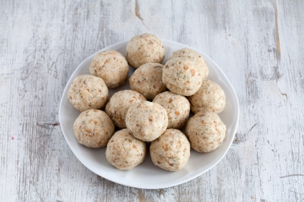 Preparazione Polpette di pane con mozzarella e pancetta  - Fase 3 Preparazione Polpette di pane con mozzarella e pancetta  - Fase 3