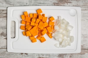 Preparazione Rana pescatrice al forno con crema alla zucca e curry - Fase 2