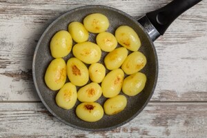 Preparazione Rana pescatrice al forno con crema alla zucca e curry - Fase 4