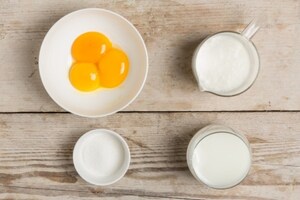 Preparazione Sandwich di savoiardi con cioccolato e crema di banana caramellata - Fase 1