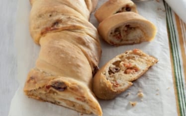 Sfogliata arrotolata alle cipolle