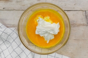 Preparazione Tiramisù in bicchiere con ganache al cioccolato - Fase 3