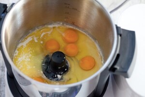 Preparazione Torta di crêpes al dulce de leche  - Fase 1