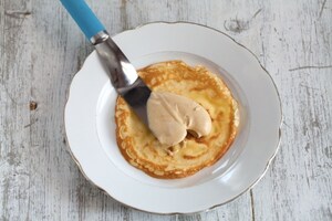 Preparazione Torta di crêpes al dulce de leche  - Fase 4