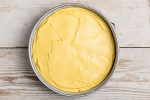 Preparazione Torta glassata di amaretti e caffè - Fase 2