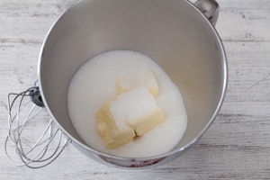 Preparazione Torta paradiso con crema pasticciera alla fava tonka e melagrana  - Fase 1