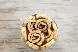 Preparazione Charlotte royale al cioccolato - Fase 9