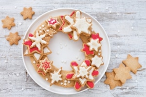 Preparazione Corona di biscotti di Natale - Fase 7