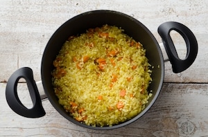 Preparazione Risotto alla curcuma con carciofi fritti - Fase 2