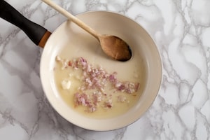 Preparazione Tagliatelle alla canapa con funghi, castagne e nocciole  - Fase 3