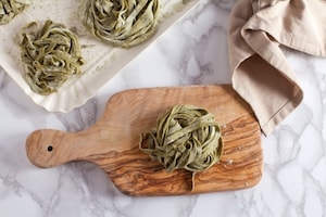 Preparazione Tagliatelle alla canapa con funghi, castagne e nocciole  - Fase 2