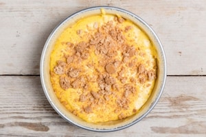 Preparazione Torta di pesche sciroppate e amaretti - Fase 4