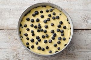 Preparazione Torta soffice ai mirtilli - Fase 4