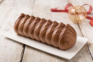 Preparazione Tronchetto al cioccolato e arancia - Fase 3