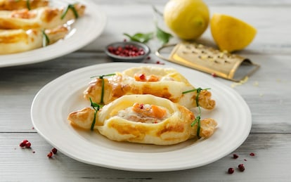 Caramelle di pasta sfoglia al salmone 