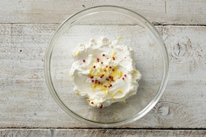 Preparazione Caramelle di pasta sfoglia al salmone  - Fase 1