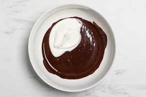 Preparazione Mousse al cioccolato senza uova - Fase 2