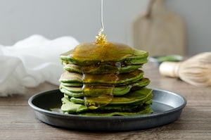 Preparazione Pancake al tè Matcha - Fase 3