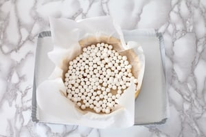 Preparazione Crostata con namelaka al cioccolato bianco e vaniglia - Fase 3