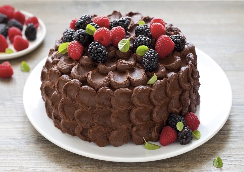 Torta al cioccolato e frutti di bosco ricetta