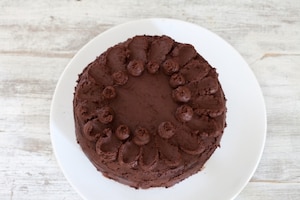 Preparazione Torta al cioccolato e frutti di bosco - Fase 6