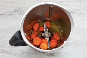 Preparazione Cous cous di verdure con il Bimby - Fase 1