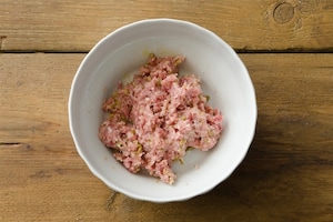 Preparazione Involtini di tacchino ripieni - Fase 1