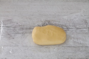 Preparazione Occhi di bue alla Nutella - Fase 2