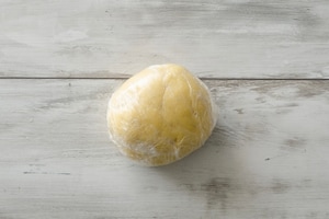 Preparazione Torta alle mele e frangipane - Fase 1