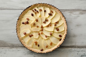Preparazione Torta alle mele e frangipane - Fase 6