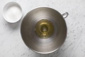 Preparazione Torta soffice con crema al latte - Fase 1