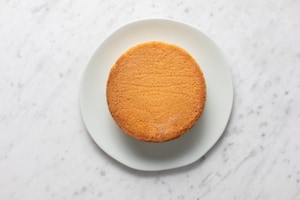 Preparazione Torta soffice con crema al latte - Fase 4