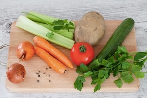 Preparazione Brodo vegetale con il Bimby - Fase 1