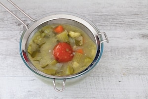 Preparazione Brodo vegetale con il Bimby - Fase 2