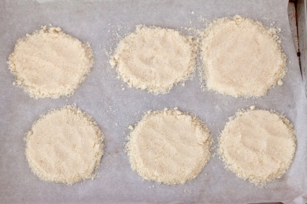 Preparazione Cannoli salati alla crema di piselli - Fase 3 Preparazione Cannoli salati alla crema di piselli - Fase 3
