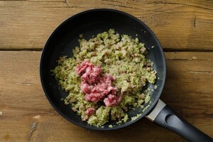Preparazione Carciofi ripieni con salsiccia - Fase 2