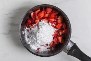 Preparazione Cheesecake alle fragole - Fase 6