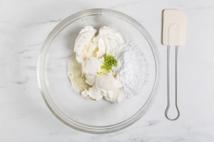 Preparazione Cheesecake alle fragole - Fase 2