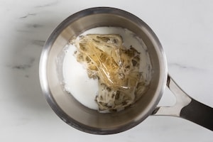 Preparazione Cheesecake alle fragole - Fase 3