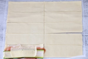 Preparazione Colomba salata di pasta sfoglia - Fase 1