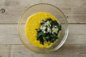 Preparazione Frittata di porri e spinaci al forno - Fase 3