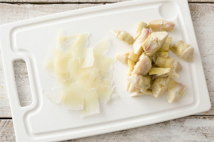 Preparazione Insalata di fave, asparagi e pancetta - Fase 1 Preparazione Insalata di fave, asparagi e pancetta - Fase 1
